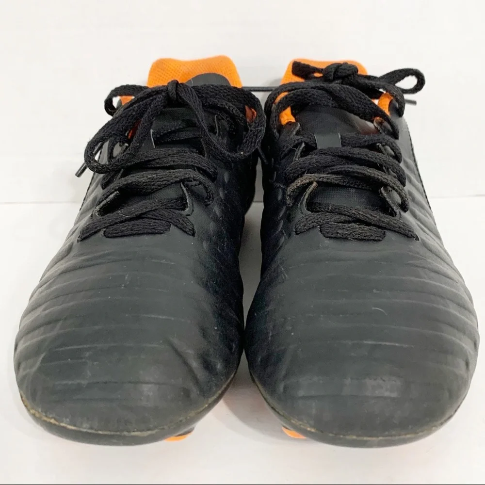 Nike Tiempo Legend 7 Club Faux Leather Cleats Black and Orange AH7255-080 ⚫️🟠